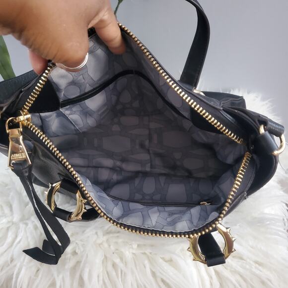 Aimee Kestenberg Black Soft Leather Shoulder Bag - Picture 7 of 14